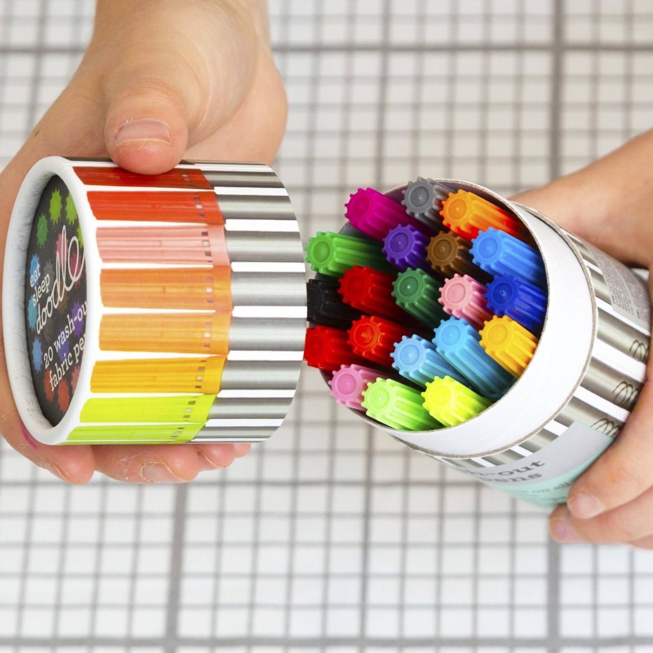 Unleash Your Inner Artist: Drawing Adventures with 8 Count Washable Markers!