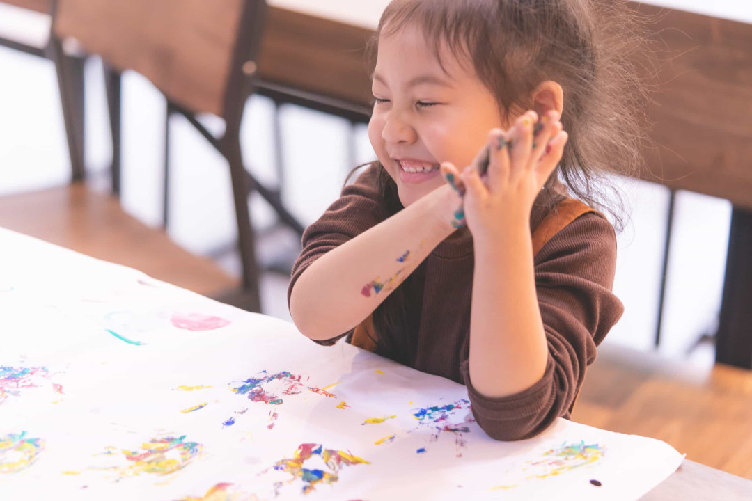 Unleash Your Inner Artist: Drawing with Washable Car Markers!